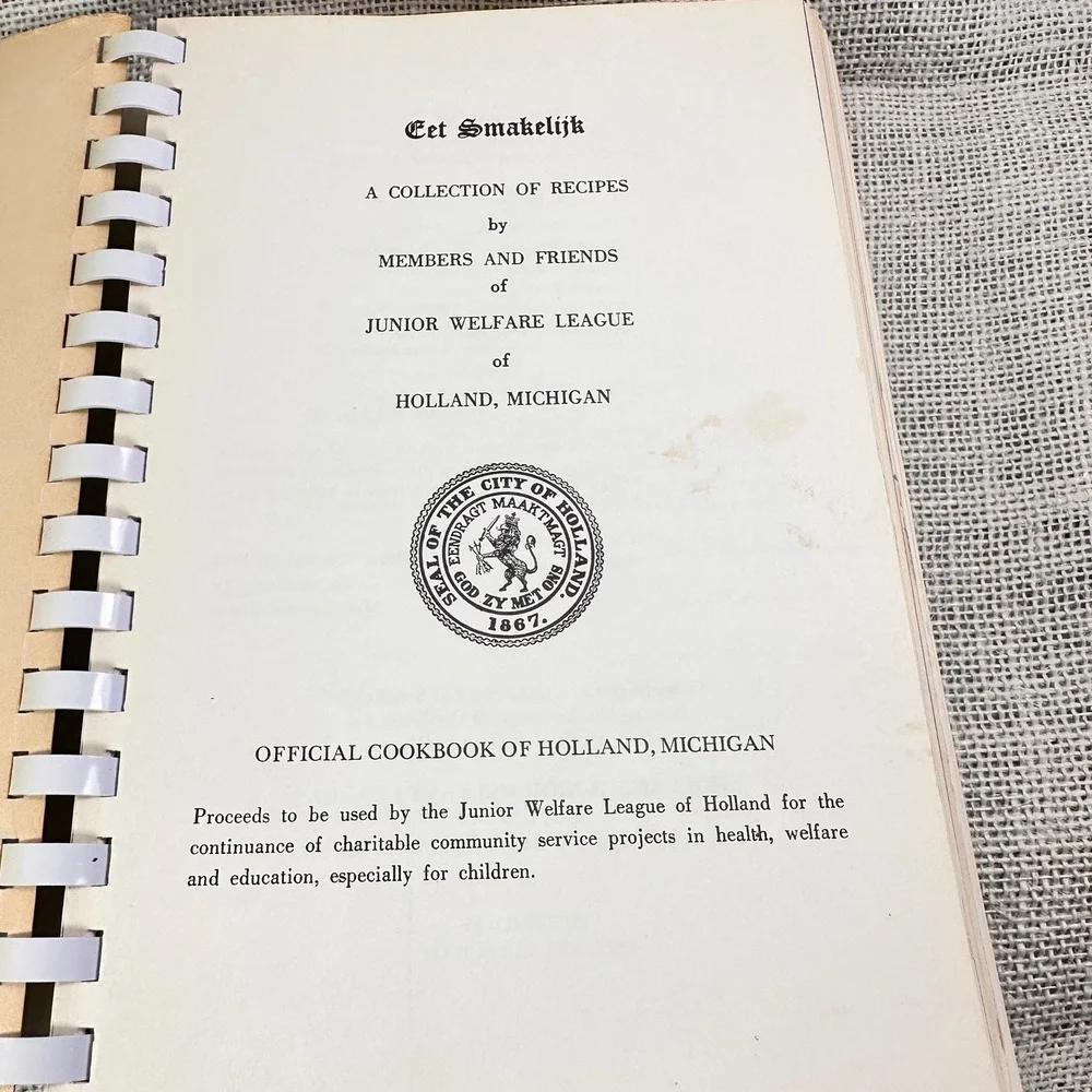 Vintage Eet Smakelijk Cookbook Jr Welfare League Holland Michigan Dutch Recipes